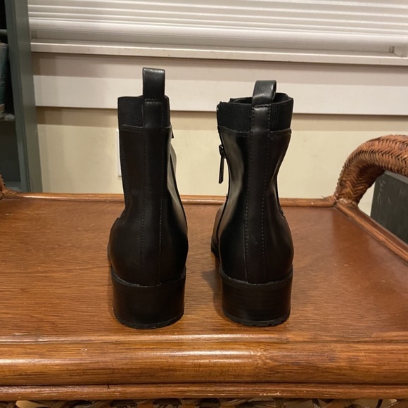 Anne Klein iFlex Ankle Black Leather Ankle Boots/Booties Boots Size 8 - Picture 3 of 6